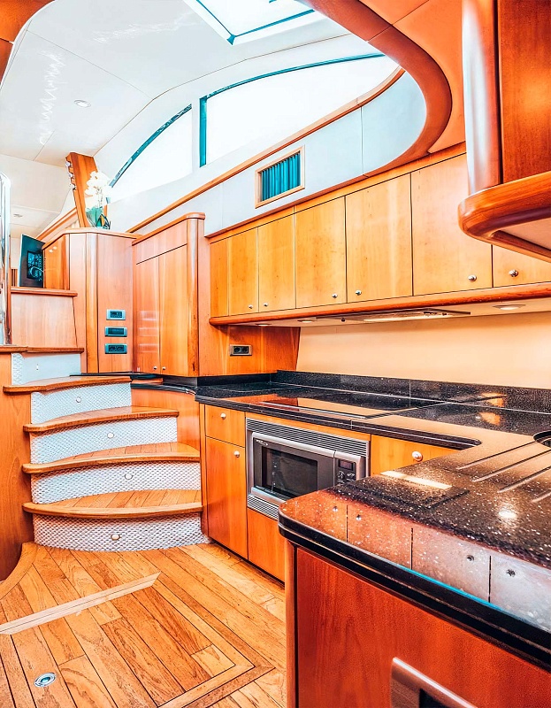 Аренда моторной яхты Sunseeker Manhattan 54 в Миконосе